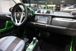 Der Innenraum des neuen Smart Brabus Electric Drive