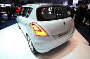 Suzuki Swift Range Extender in der Heckansicht
