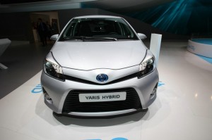 Die Frontpartie des Toyota Yaris Hybrid