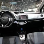 Der Innenraum des Toyota Yaris Hybrid
