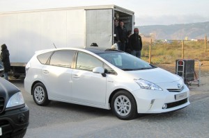 Der Toyotas Prius + (Standaufnahme)