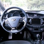 Das Cockpit des Kia Ceed der zweiten Generation 2012