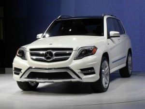 2012-er Mercedes-Benz GLK in der Frontansicht (New York Auto Show 2012)