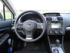 Cockpit des Subaru XV 2.0 mit 150 PS