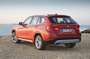 Der neue BMW X1 in der Heckansicht