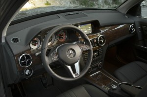 Das Cockpit des Mercedes-Benz 220 GLK 4Matic Blue Efficiency