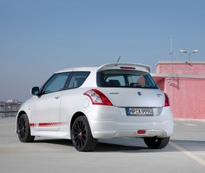 Das Suzuki Swift Sondermodell X-ite in der Heckansicht