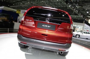 Der Honda CR-V als Prototype in der Heckansicht