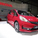 Honda Jazz 1.4 Si in Rot auf der Automesse