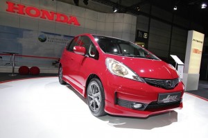Honda Jazz 1.4 Si in Rot auf der Automesse