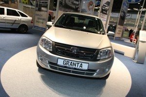 Lada Granta in der Frontansicht