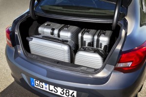 Der Kofferraumvolumen der neuen Opel Astra Limousine