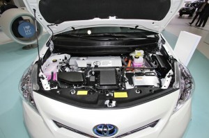Der Motor des Toyota Prius +