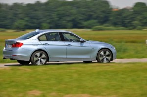 Der neue BMW Active Hybrid 3 in der Seitenansicht