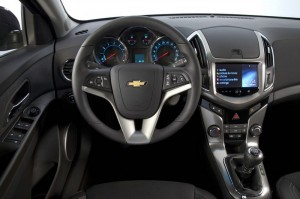 Das Cockpit des neuen Chevrolet Cruze Kombi