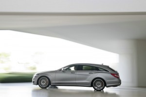 Der neue Mercedes CLS 63 AMG Shooting Brake in Silber