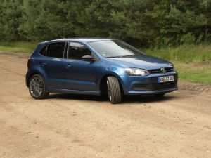 Volkswagen Polo Blue GT in Blau mit 140 PS im Test