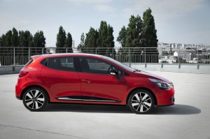 Renault Clio Modell 2012 in Rot