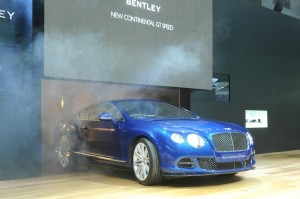 Bentley Continental GT Speed fährt vor