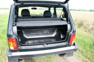 Der Kofferraum des Lada 4x4