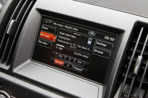 Das Farbdisplay des Land Rover Freelander