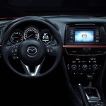 Das Cockpit des neuen Mazda6