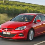 Der neue Opel Astra Sports Tourer in Rot