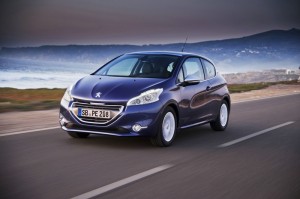 Peugeot 208 in Blau Metallic
