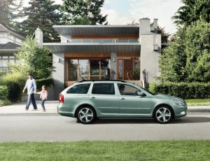 2012 Skoda Octavia Combi in der Seitenansicht
