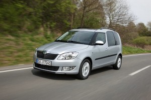 Skoda Roomster in der Frontansicht (Fahraufnahme)