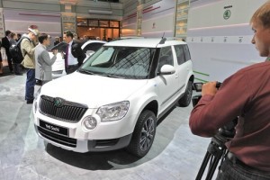 Weisser Skoda Yeti Sochi auf der Moscow International Motor Show 2012