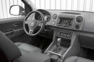 Der Innenraum des Volkswagen Amarok Modelljahr 2012