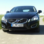 Volvo V60 D5 mit 211 PS von vorne