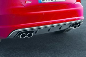 Die Auspuffröhre des Audi S3