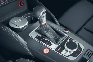 Der Schaltknauf des Audi S3 2013