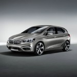 Grauer BMW Concept Active Tourer von vorne