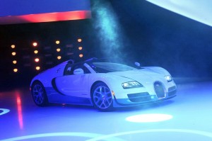 1200 ps starker Bugatti Veyron Grand Sport Vitesse auf dem Pariser Autosalon 2012
