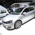 Volkswagen präsentiert seinen neuen Golf 7 auf der Messe Paris