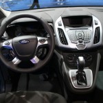 Das Cockpit des Ford Transit Connect
