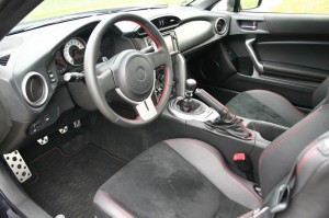Toyota GT86 Lenkrad, Armaturenbrett, Cockpit, Schaltknauf