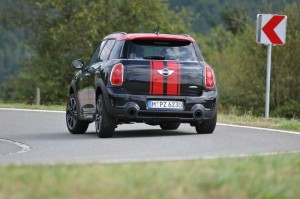 Die Heckansicht des Mini Countryman John Cooper Works