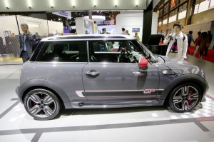 Der neue Mini John Cooper Works GP von der Seite