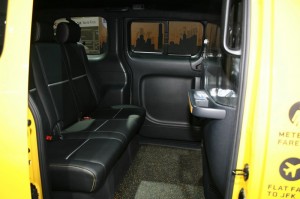Der Innenraum des Nissan NV200 Yellow Cab