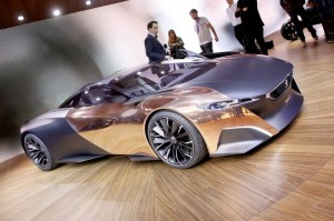 Peugeot präsentiert das Concept Car Onyx auf der Pariser Automesse 2012