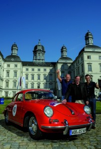 Porsche 356 B in Rot - Hans-Joachim Stuck, Günter Netzer und Erol Sander