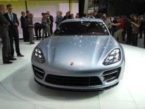 Die Frontpartie des Porsche Panamera Sport Turismo
