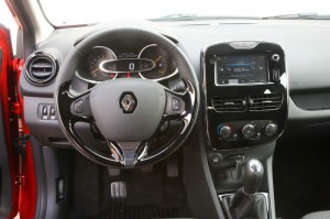 Das Cockpit des Renault Cliio 4