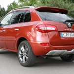 Renault Koleos dCi 150 4x4 in Rot in der Heckansicht