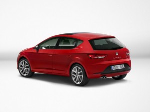 Seat Leon in der Seiten- Heckansicht