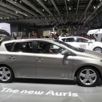 Toyota Auris 2013 in der Seitenansicht